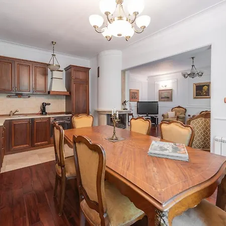Luxury Apartment